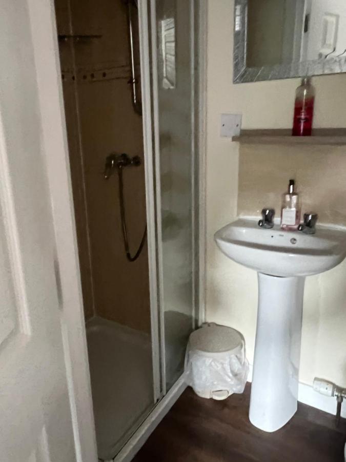 Budget Rooms Інвернесс Екстер'єр фото