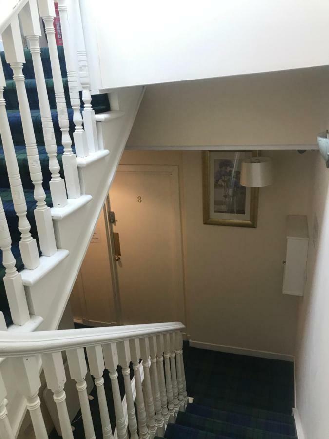 Budget Rooms Інвернесс Екстер'єр фото